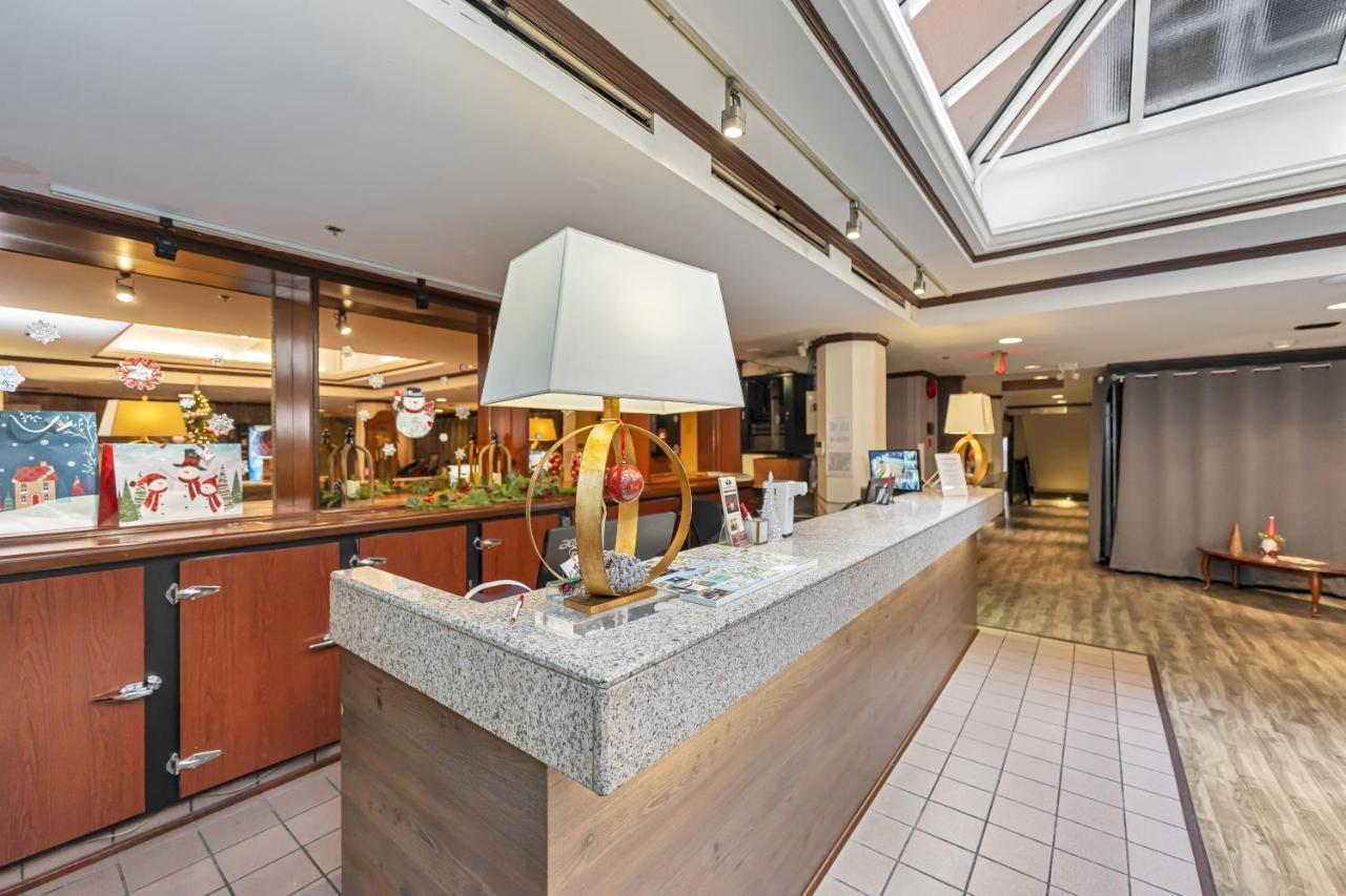 The Bedford Regency Hotel Victoria Esterno foto