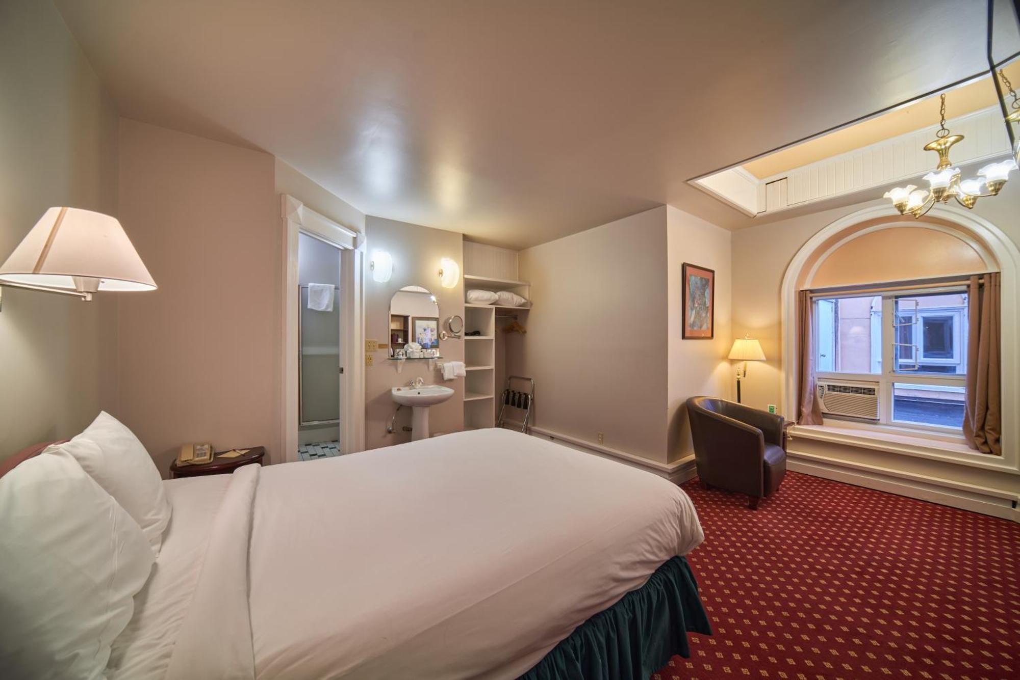 The Bedford Regency Hotel Victoria Esterno foto