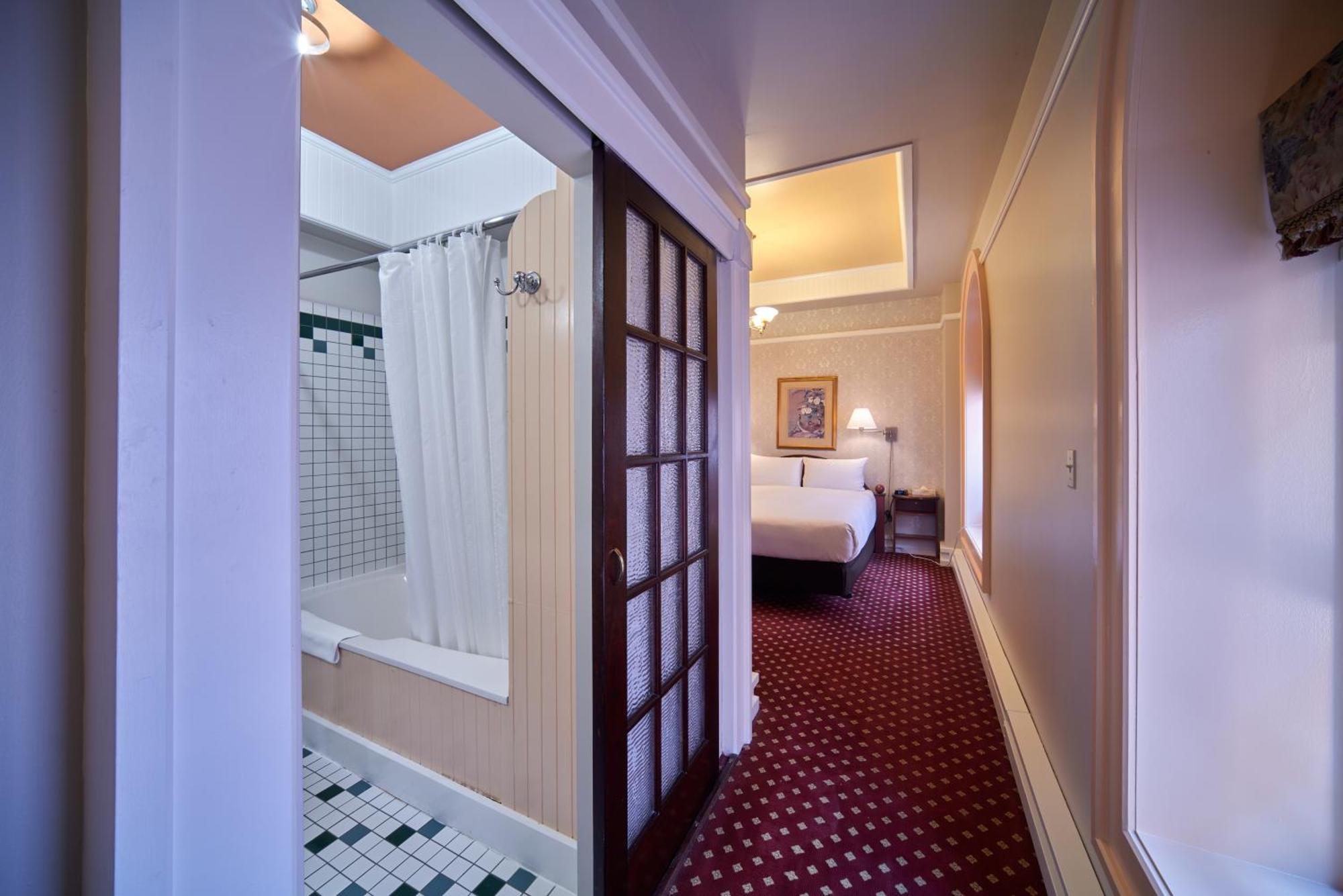 The Bedford Regency Hotel Victoria Esterno foto